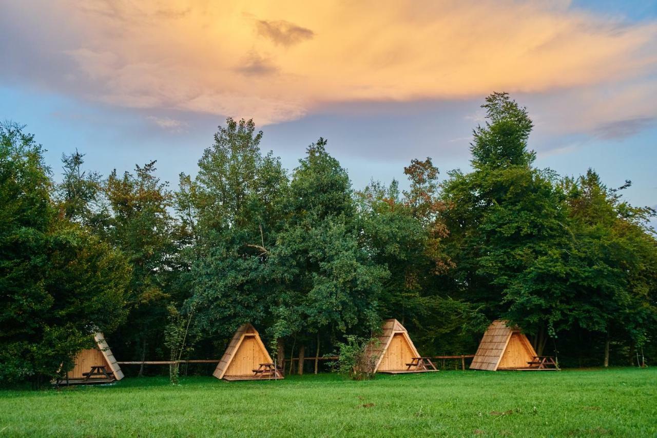 Glamping Village - Speleo Camp Logatec Exterior photo